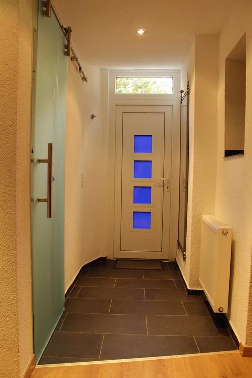 Fe Wo Am Alten Rathaus Andernach Quarto foto